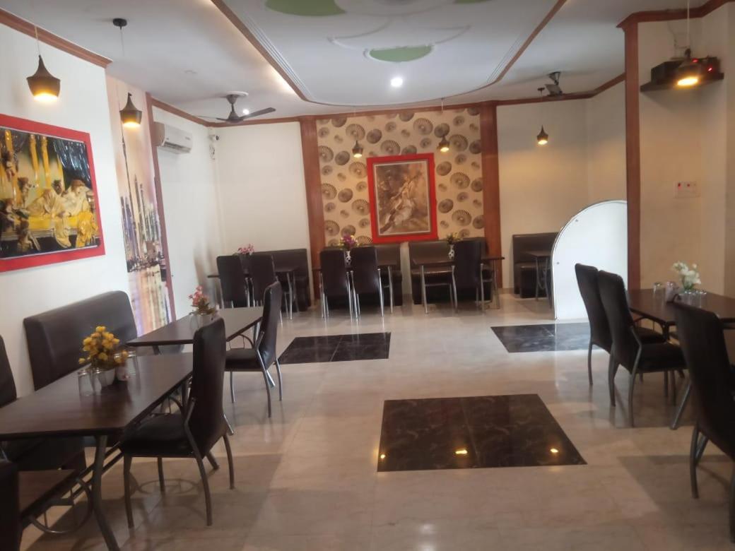 Hotel Siddharth By Wb Economy Jaunpur Exterior photo